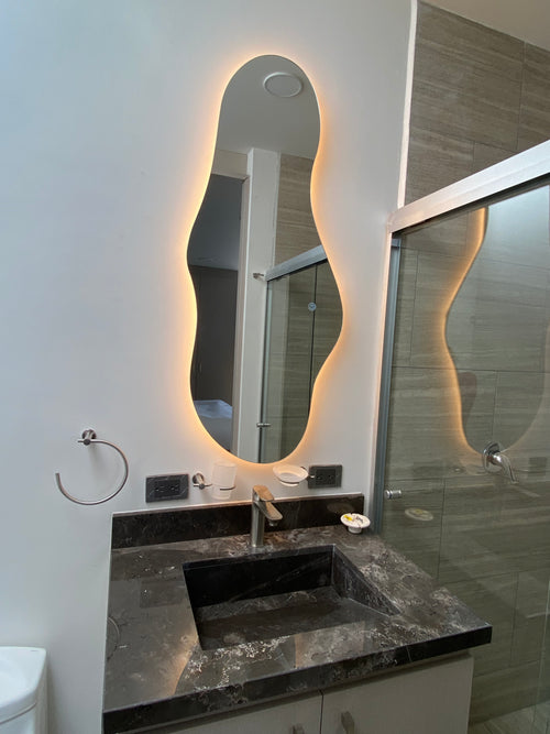 Espejo Aura G 120x52 Espejo LED Irregular con 3 Tonos de Luz