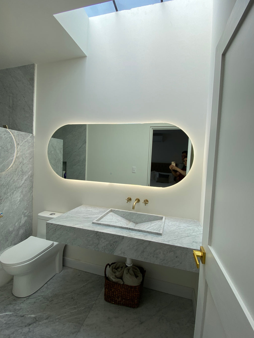 Espejo Onix J 180x70 Espejo LED Tipo Pildora con 3 Tonos de Luz