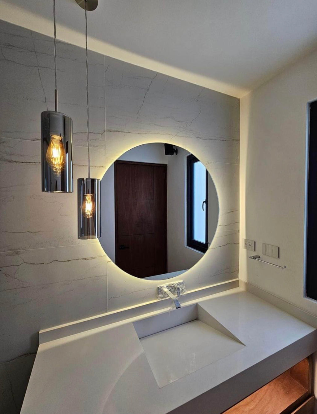 Espejo Rubi 80 Espejo LED Circular con 3 Tonos de Luz