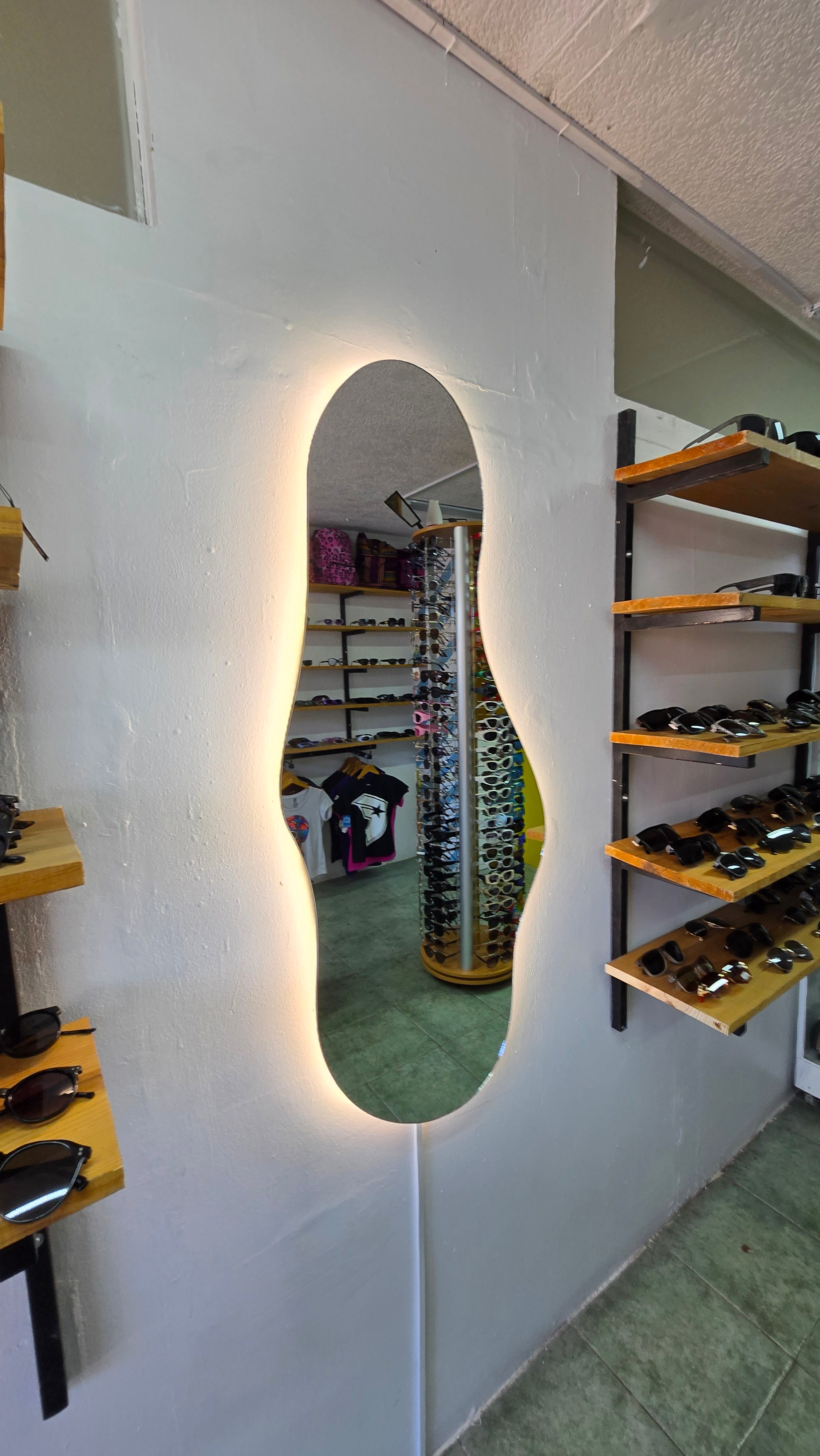 Espejo Aura G 120x52 Espejo LED Irregular con 3 Tonos de Luz