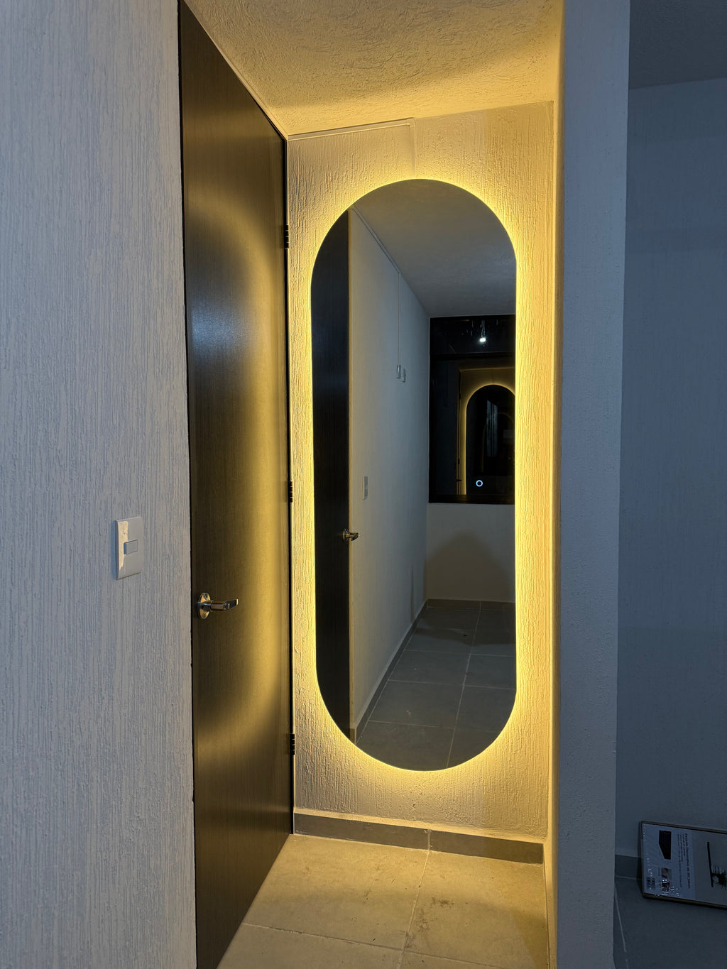 Espejo Onix J 180x70 Espejo LED Tipo Pildora con 3 Tonos de Luz